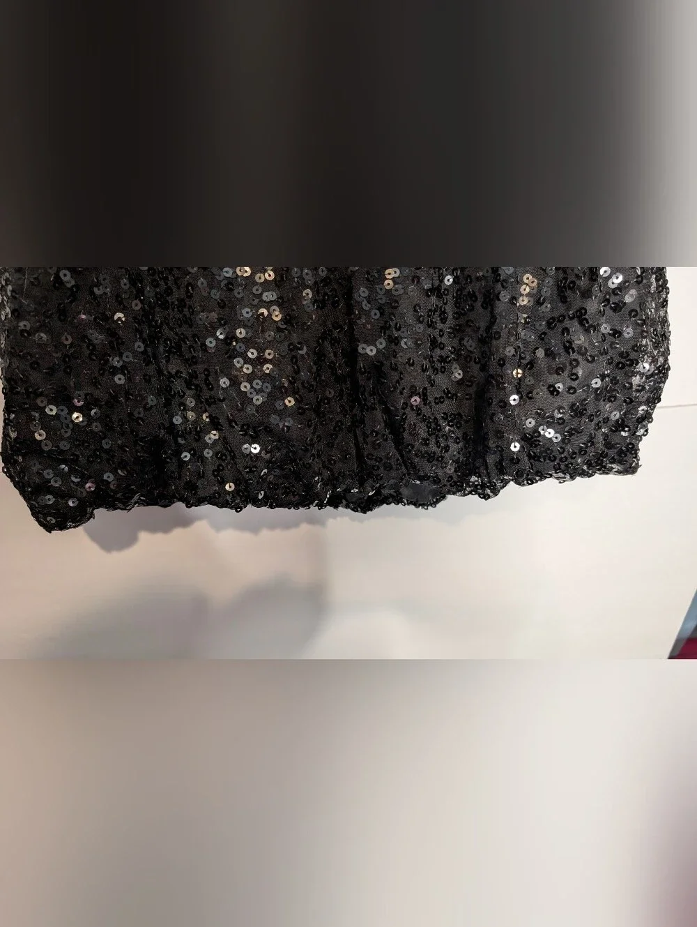 Girl's Black Bubble Hem Sequin Mini Skirt. Size 10/12